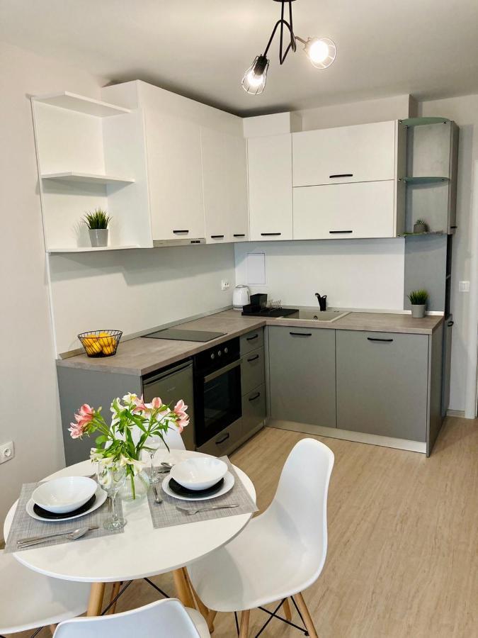 Pearl Apartments Burgas City Exterior foto
